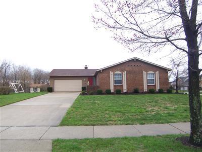 7397 Pickway Dr, Cincinnati, OH 45233 photo 1