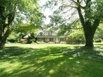 7475 Algonquin Dr, Cincinnati, OH 45243 photo 1