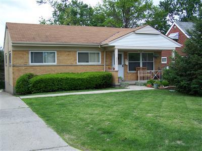 3351 Robinet Dr, Cincinnati, OH 45238 photo 1