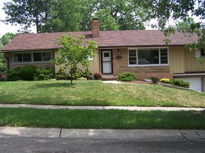 2 Hayden Dr, Greenhills, OH 45218 photo 1