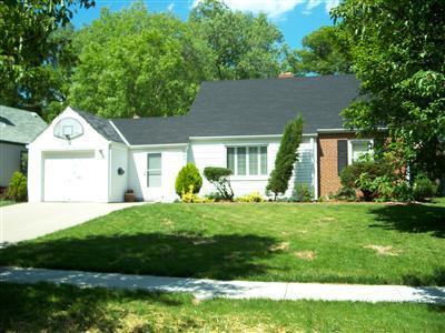75 Damon Rd, Greenhills, OH 45218 photo 1