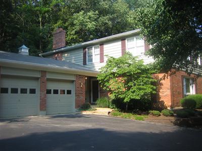 5938 Ropes Dr, Cincinnati, OH 45244 photo 1