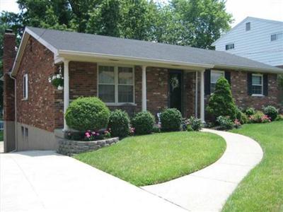 320 Bob Dr, Cincinnati, OH 45238 photo 1