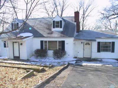 2461 Galbraith Rd, Cincinnati, OH 45237 photo 1