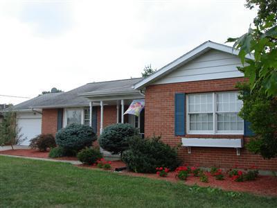 2995 Weeping Willow Dr, Hamilton, OH 45011 photo 1
