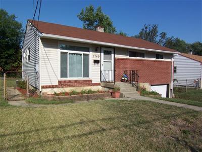 1745 Patrick Dr, Cincinnati, OH 45204 photo 1