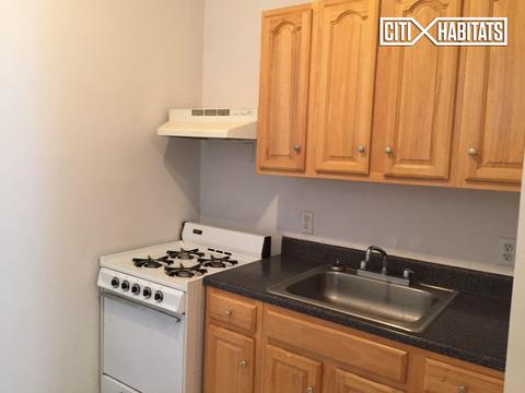7496 Timberview Dr, West Chester, OH 45241 photo 5