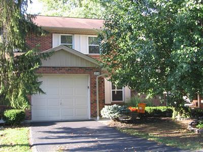 204 Duchess Ln, Cincinnati, OH 45255 photo 1