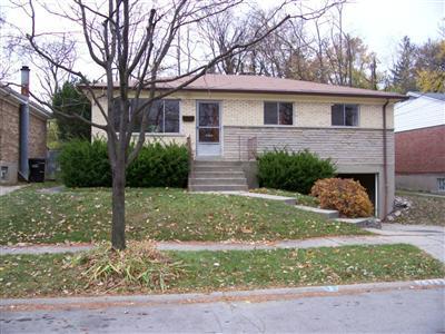 2913 Westknolls Ln, Cincinnati, OH 45211 photo 1