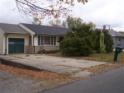 318 South St, Centerville, IN 47330 photo 1