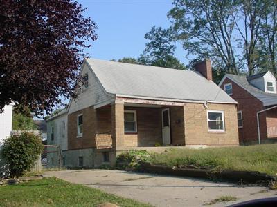 151 Ivanhoe Ave, Cincinnati, OH 45233 photo 1