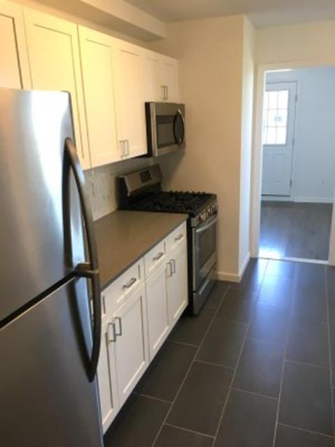 907 Seton Ave, Cincinnati, OH 45205 photo 1