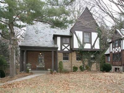6323 Iris Ave, Cincinnati, OH 45213 photo 1