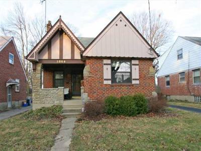 3869 Settle Rd, Mariemont, OH 45227 photo 1