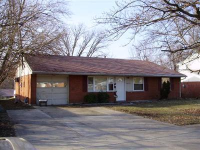 2435 Bluelark Dr, Cincinnati, OH 45231 photo 1