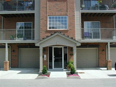 6987 Summit Lake Dr #12, Cincinnati, OH 45247 photo 1