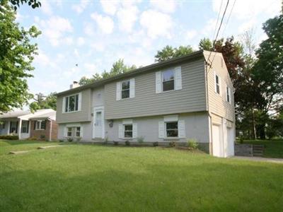 718 Silverhedge Dr, Cincinnati, OH 45231 photo 1