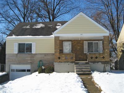 949 Edgetree Ln, Cincinnati, OH 45238 photo 1