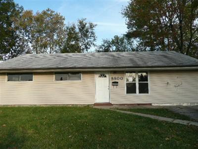 8800 Grenada Dr, Cincinnati, OH 45231 photo 1