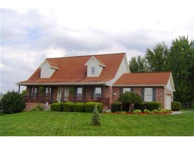 700 Davis Dr, Monroe, OH 45050 photo 1