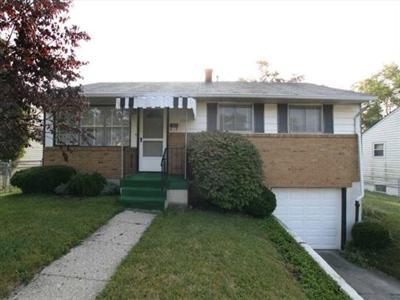 1734 Patrick Dr, Cincinnati, OH 45204 photo 1