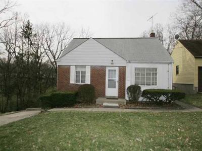 1179 Hempstead Dr, Cincinnati, OH 45231 photo 1