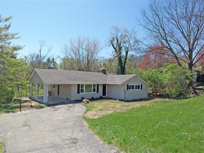 499 Beechtree Dr, Cincinnati, OH 45224 photo 1