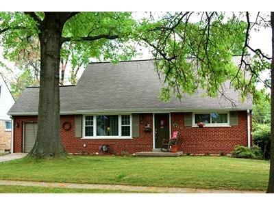 34 Hadley Rd, Greenhills, OH 45218 photo 1