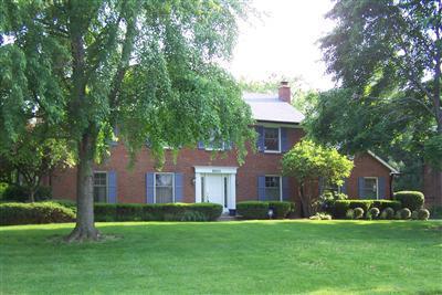 8802 Appleseed Dr, Cincinnati, OH 45249 photo 1