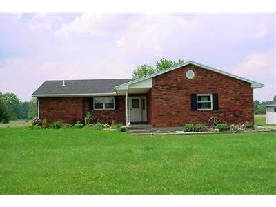 3822 Bauer Rd, Blanchester, OH 45107 photo 1