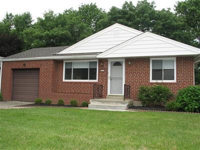 8559 Brent Dr, Cincinnati, OH 45231 photo 1