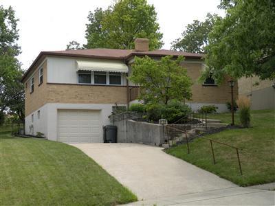 1122 Beechmeadow Ln, Cincinnati, OH 45238 photo 1