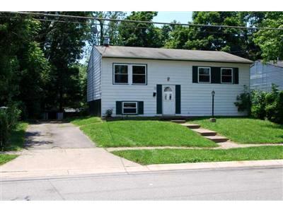 2589 Berthbrook Dr, Cincinnati, OH 45231 photo 1