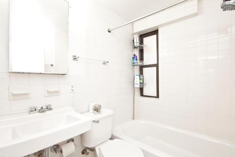 4797 Stoneybrook Rd, Cincinnati, OH 45244 photo 8