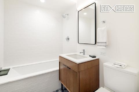 7585 Edgemont Rd, Cincinnati, OH 45237 photo 8