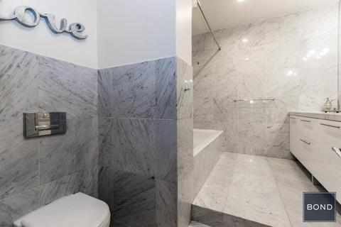 8765 Empire Ct, Cincinnati, OH 45231 photo 5