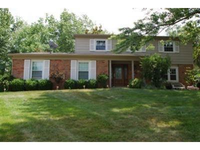 5143 Elmcrest Ln, Cincinnati, OH 45242 photo 1