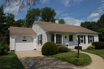2002 Parkhurst Ct, Cincinnati, OH 45224 photo 3