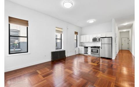 3341 Meyer Pl, Cincinnati, OH 45211 photo 4