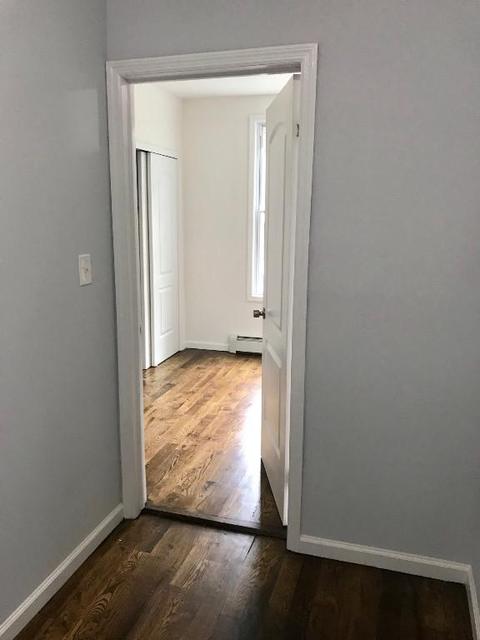 2196 Kipling Ave, Cincinnati, OH 45239 photo 4