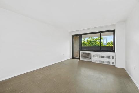 1885 Knox St, Cincinnati, OH 45214 photo 6