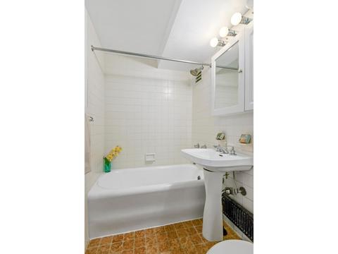 9640 Trafford Ct, Cincinnati, OH 45231 photo 8