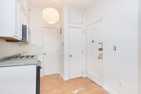 8575 Given Rd, Cincinnati, OH 45243 photo 10