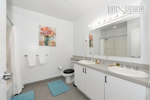 2651 Harrison Ave, Cincinnati, OH 45211 photo 12