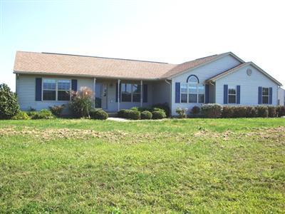 6308 Taylor Rd, Blanchester, OH 45107 photo 1