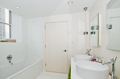 4775 Highridge Ave, Cincinnati, OH 45238 photo 9