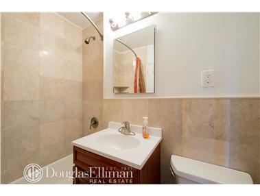 1043 Central Ave, Cincinnati, OH 45202 photo 6