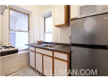 8099 Camner Ave, Cincinnati, OH 45236 photo 5