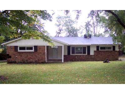 3929 Beverly Dr, Cincinnati, OH 45245 photo 2