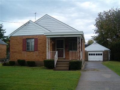 1722 Norcol Ln, Cincinnati, OH 45231 photo 3